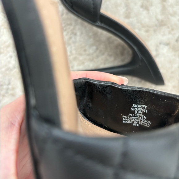 Steve Madden Signify Heels - Picture 3 of 4